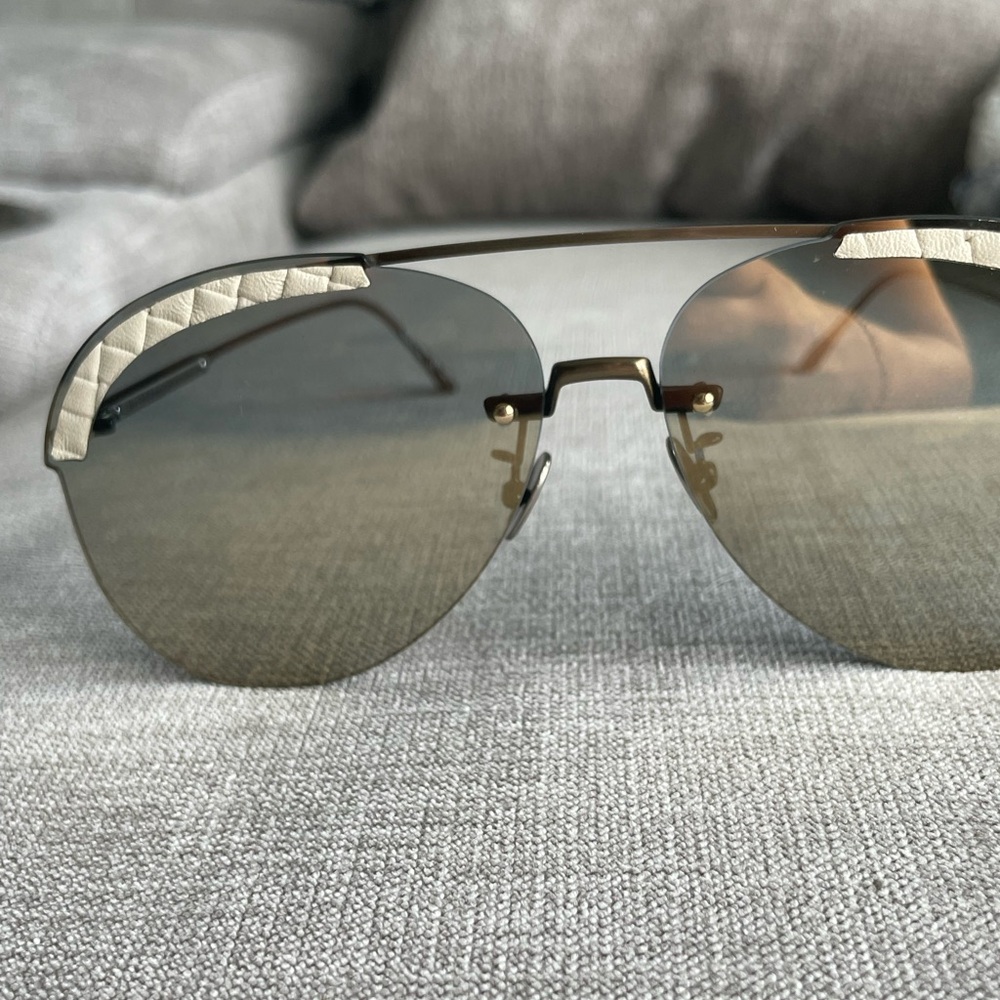 BOTTEGA VENETA unisex oversized aviators